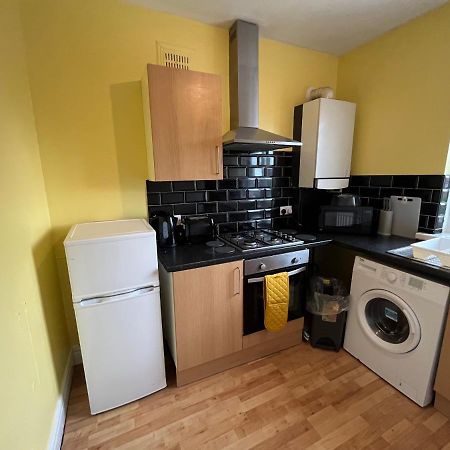 2 Bedroom Apartment, 5 Minutes From City Centre Newcastle upon Tyne Ngoại thất bức ảnh