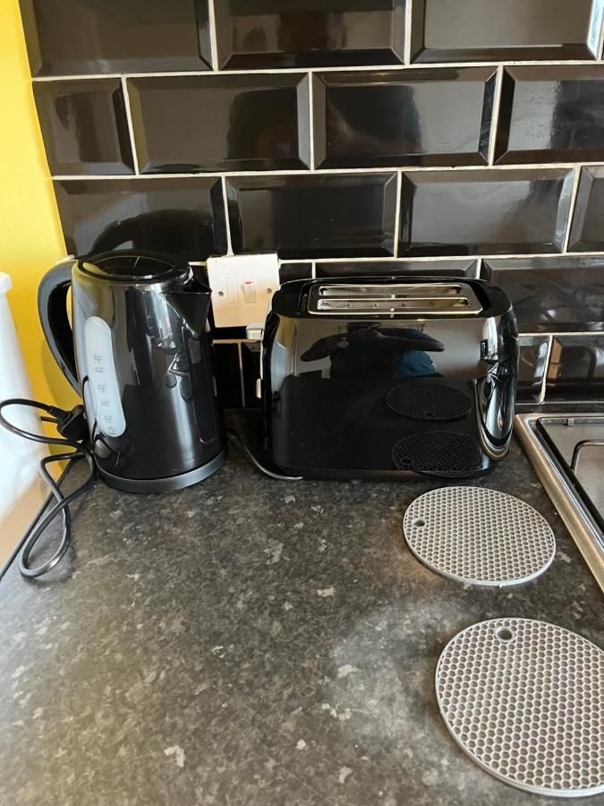 2 Bedroom Apartment, 5 Minutes From City Centre Newcastle upon Tyne Ngoại thất bức ảnh